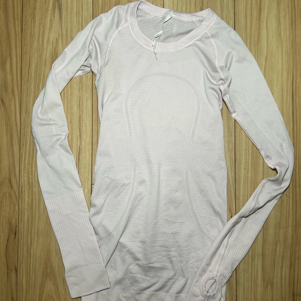 Lululemon Swiftly Tech Light Pink